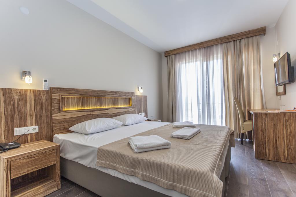 My Solmaz Hotel Cesme Exterior photo